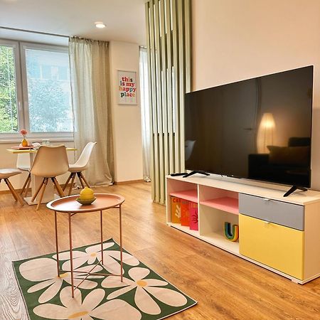 City Apartment I เตร็นชีน ภายนอก รูปภาพ