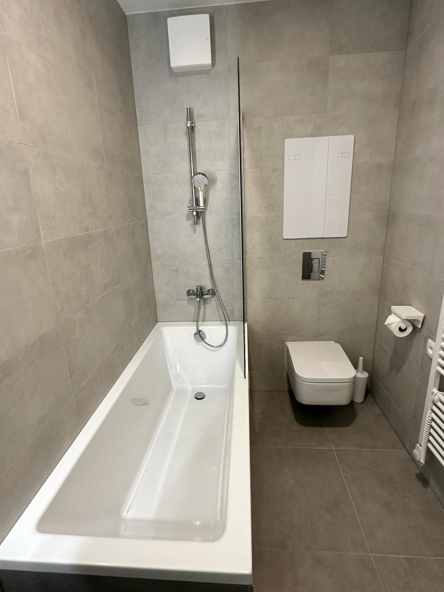 City Apartment I เตร็นชีน ภายนอก รูปภาพ