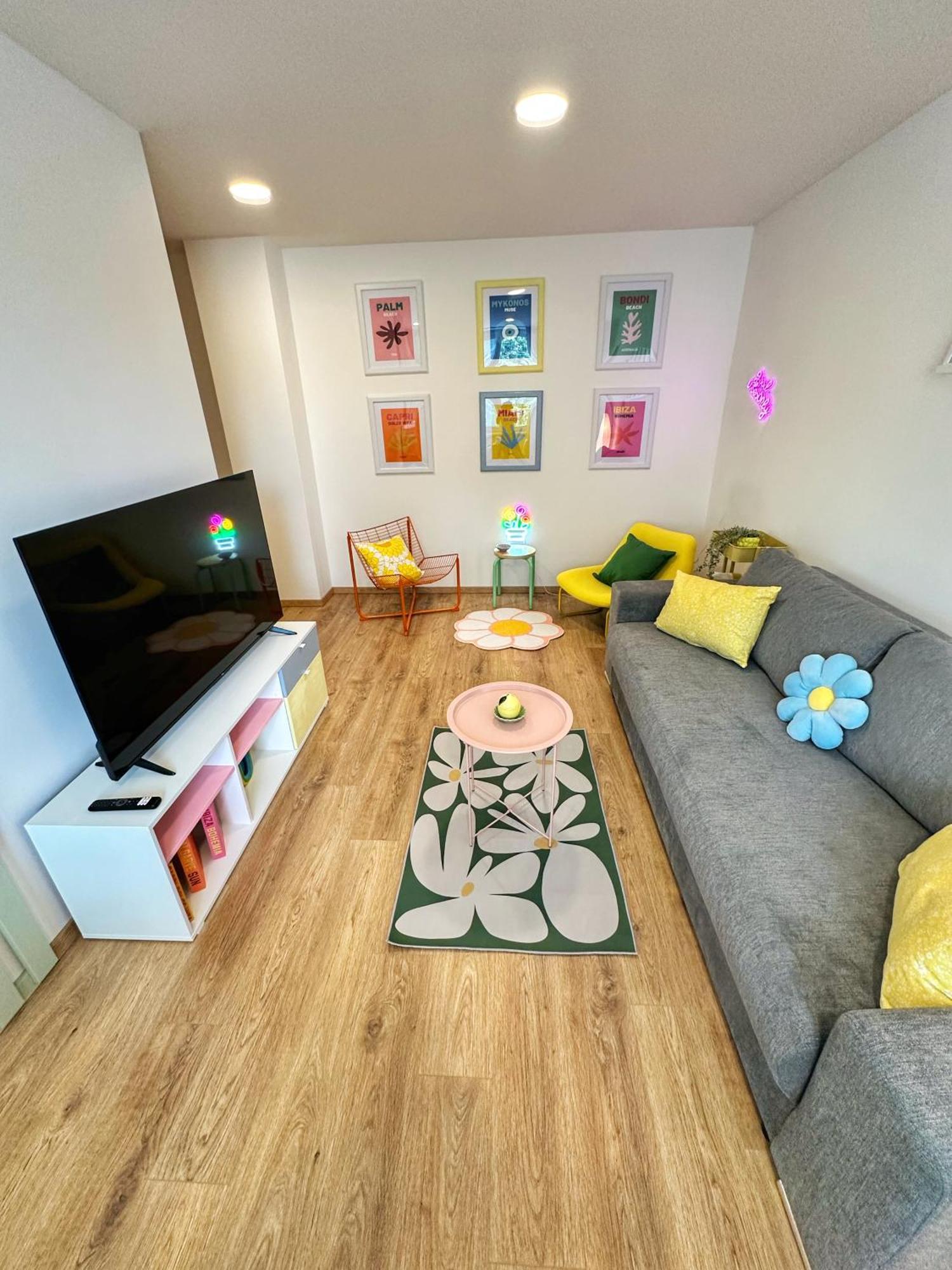 City Apartment I เตร็นชีน ภายนอก รูปภาพ